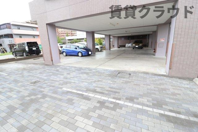グレイスフルツツイの駐車場|駐車場に車を止められます