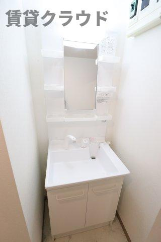 グレイスフルツツイの洗面所|明るい洗面所です