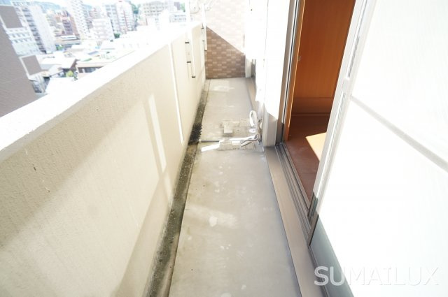 熊本市中央区呉服町２丁目の賃貸マンションのバルコニー