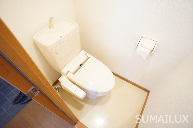熊本市中央区呉服町２丁目の賃貸マンションのトイレ