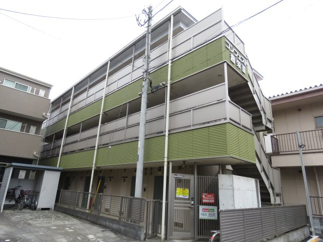 コンフェスト晋栄Ⅲの外観