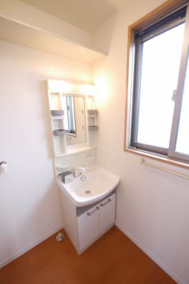 【洗面所】 | ティアラ *