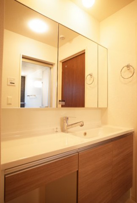 【独立洗面台】 | アンティークショコラ