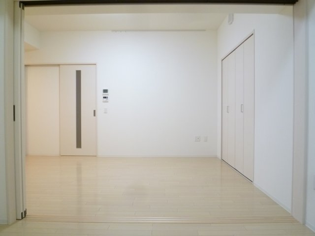 ディオスカーボ難波の居間・リビング