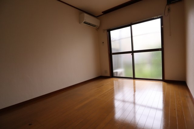 メゾン・レポの洋室