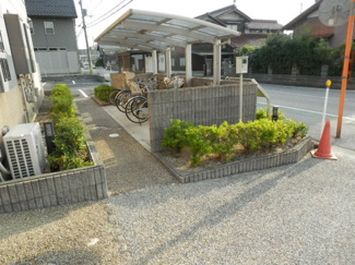 【その他共用部分】 | 駐輪場です。