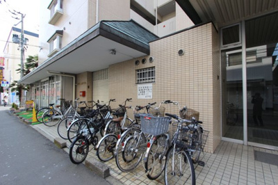【その他共用部分】 | 芳賀興産ビル | 自転車置き場