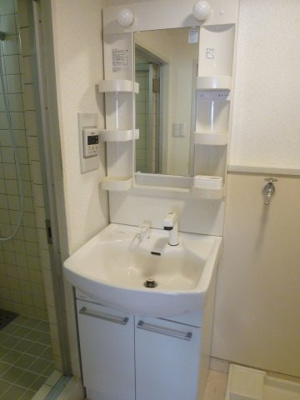 【洗面所】 | 芳賀興産ビル | 独立洗面台、洗濯機パン