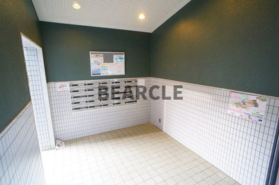 【エントランス】 | キャッスル蜂の壺