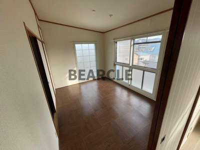 【居間・リビング】 | キャッスル蜂の壺