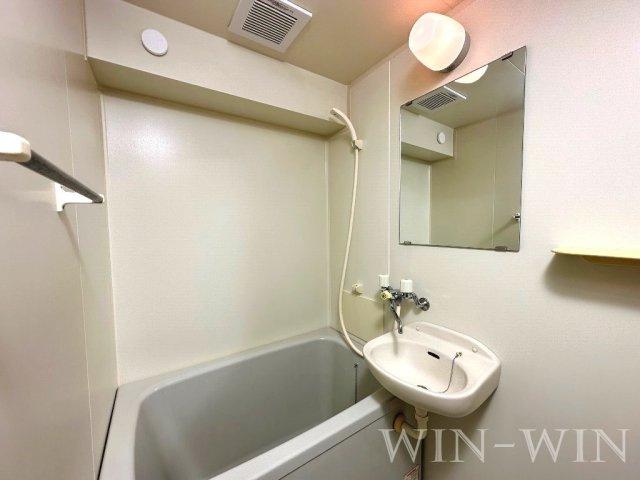 キャプテンビルの浴室