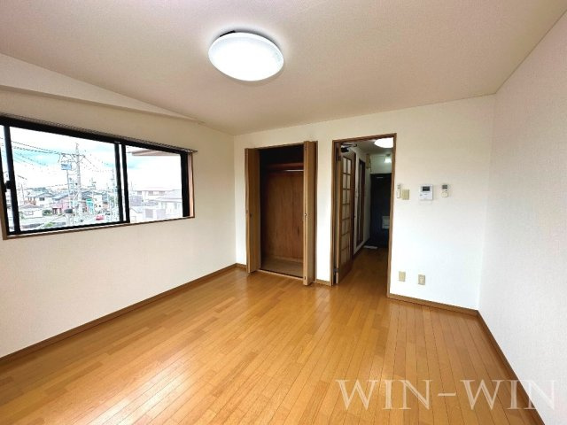 キャプテンビルのその他