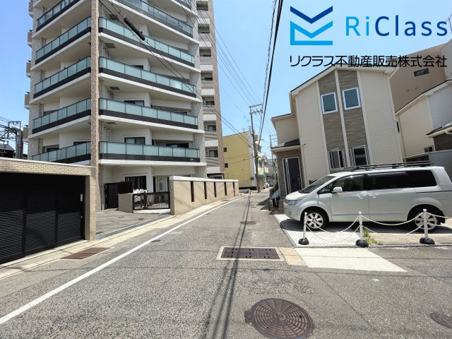 ワコーレ須磨寺ステーションヴィラの駐車場