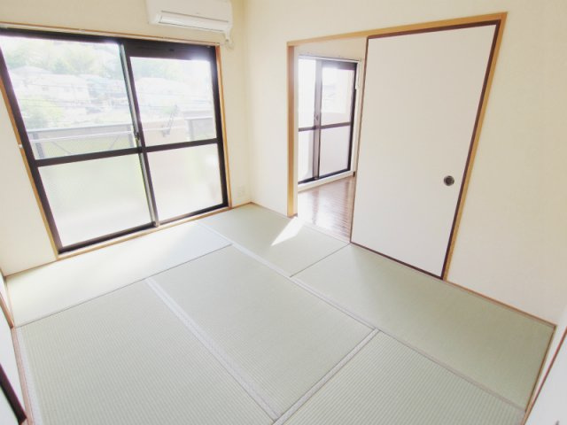 クローカス浜角壱番館の和室