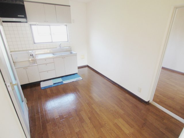 クローカス浜角壱番館の居間・リビング