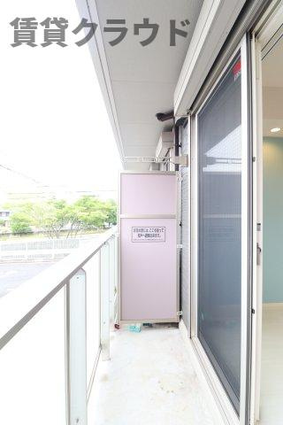 ミラベルヒルズのバルコニー|バルコニー付きのしっかり光が取り込める洋室です！