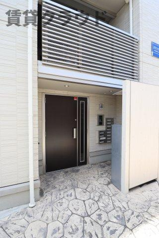 ミラベルヒルズのエントランス|オートロック付き