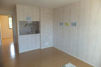 【内装】 | コスモパークヴィーナス | 明るい室内です