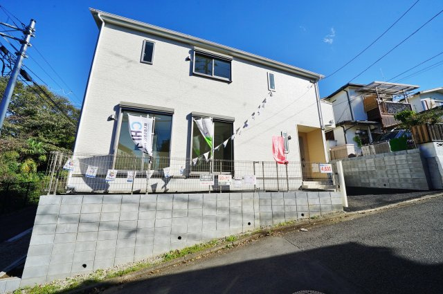 【保土ヶ谷区桜ヶ丘1丁目50-21全３棟新築戸建て１号棟】★仲介手数料無料★（桜台小学校・岩崎中学校）の外観|相鉄線「星川」駅まで徒歩約10分の便利な立地です
