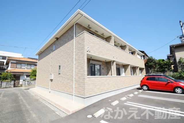 【外観】 | 落ち着いた雰囲気の外観です