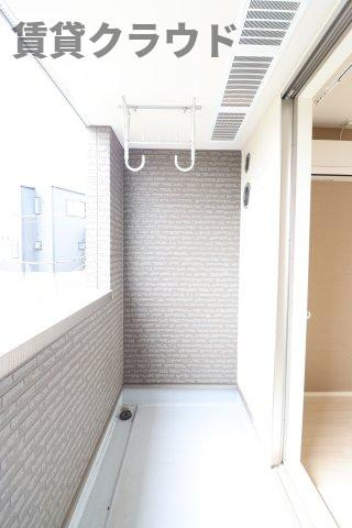 エトワールのバルコニー|お洗濯にも便利なバルコニー付き