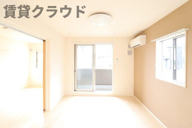 エトワールの居間・リビング|こちらの居間で趣味の時間をお楽しみください