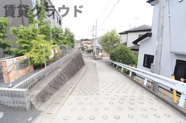 エトワールの周辺