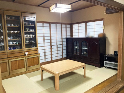 【和室】 | 桂坂 御陵大枝山町六丁目一戸建 | キッチン横　和室