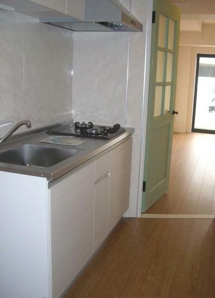 レーヴエスチュエールⅦのキッチン