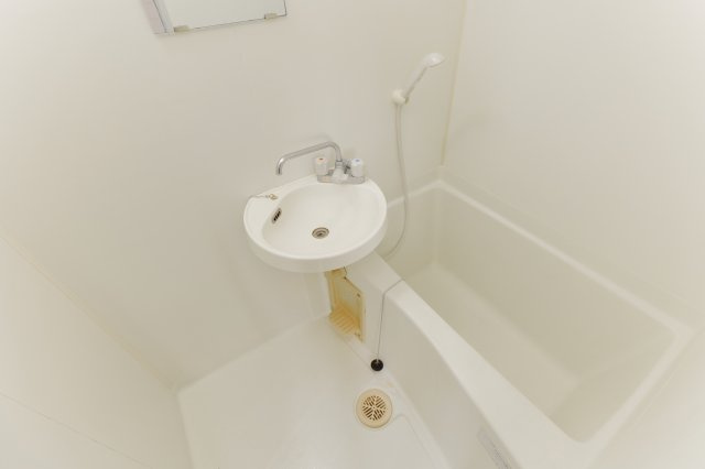 セナリオフラット新小岩の浴室