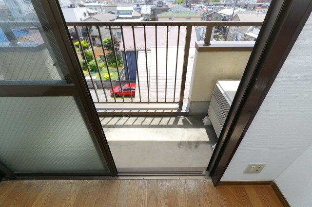 セナリオフラット新小岩のバルコニー