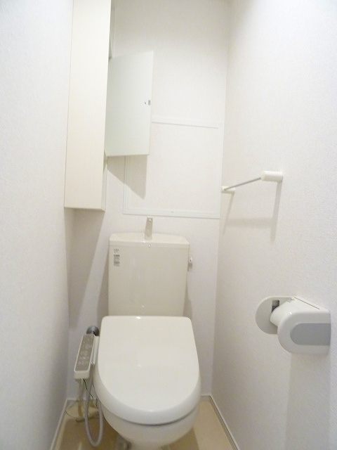 ヴィオレッタのトイレ