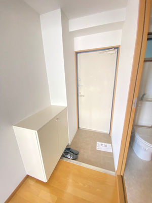 【玄関】 | ジュエル曽根東