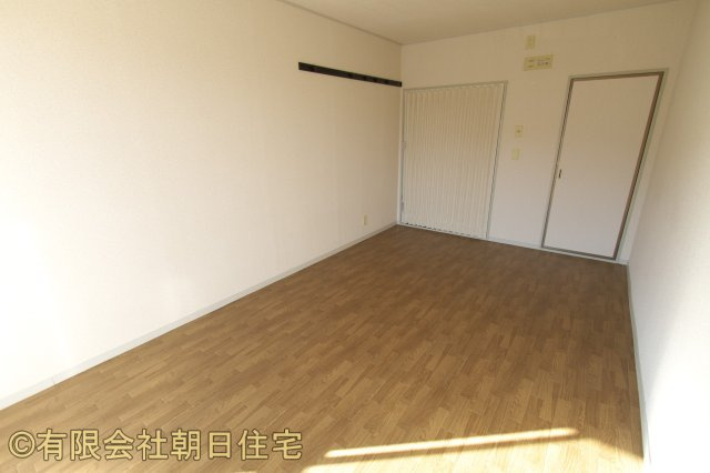 コーポ美鈴の洋室