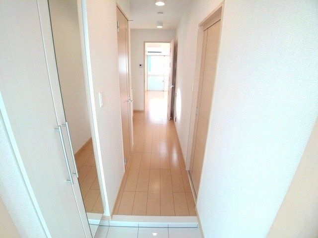 【玄関】コーポYAKA・松尾 