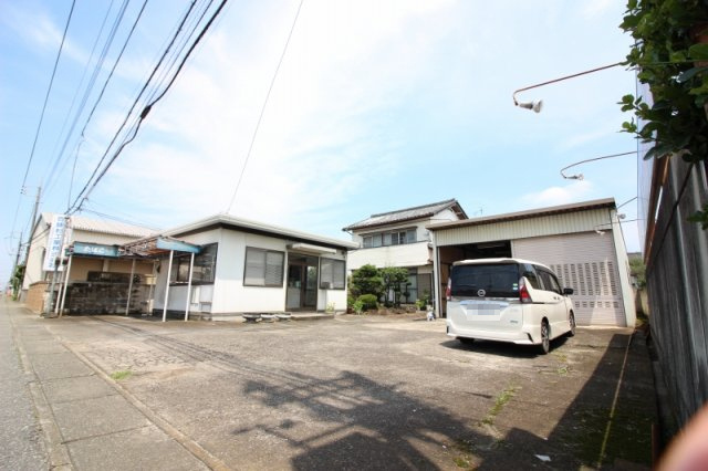 【外観】 | 太田市新道町　中古戸建 | 事務所・作業所付きの中古戸建☆