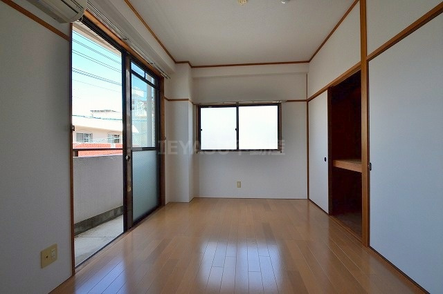 広島市西区草津東１丁目の賃貸マンションの内装