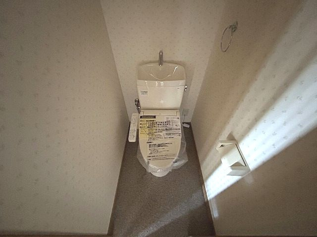 ロマネコンティ24のトイレ|落ち着いたトイレです
※違うお部屋の写真を使用している為、実際には異なる可能性がございます。