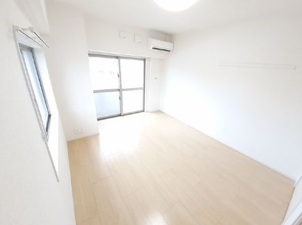 【洋室】アンドーバーテラス銘苅