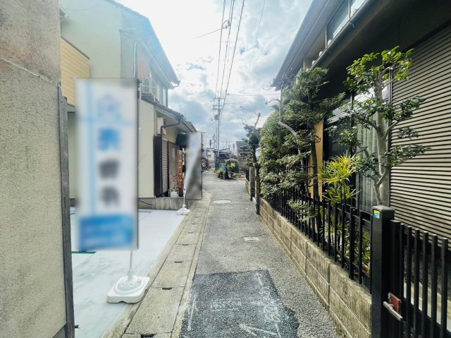 嵯峨野宮ノ元町の前面道路含む現地写真