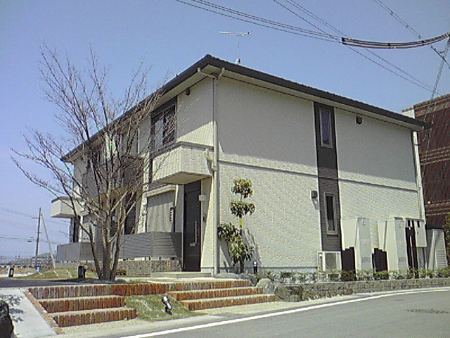 ブリリアント ガーデン B棟
