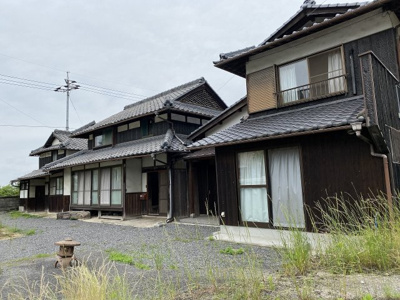 【外観】 | ◇邑久町東谷◇増築ありの古民家◇ | 増築あり。増築建物は室内綺麗です。一部リフォーム要。