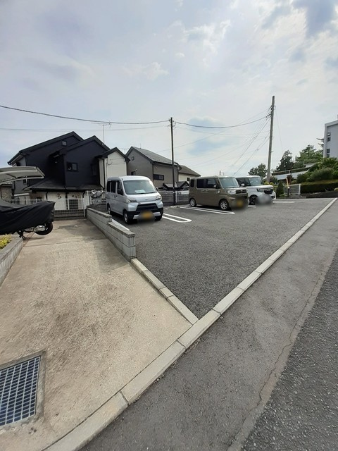 スカイメゾンの駐車場