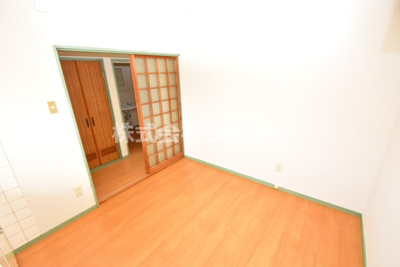 【洋室】 | 岩崎ハイツ