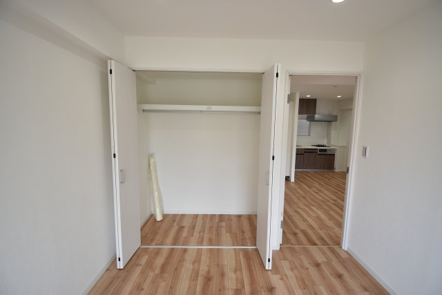 【収納】 | ライオンズマンション墨田　東南向きの２DK | 東南向き6階のフルリフォーム済２DK！スーパーもコンビニも目の前にございます♪小中学校も徒歩10分圏内、2014年に大規模修繕工事実施済です。知名度の高いライオンズマンションシリーズ♪