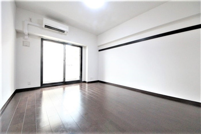 【居間・リビング】 | オーパスグラン谷町