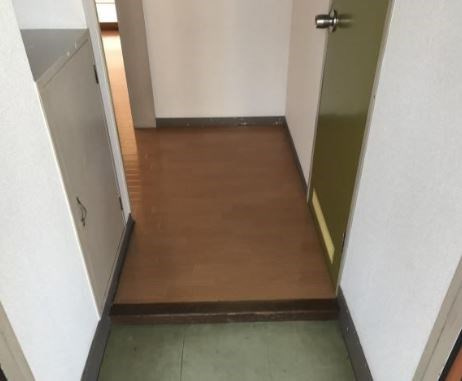 【玄関】メイツ鈴木