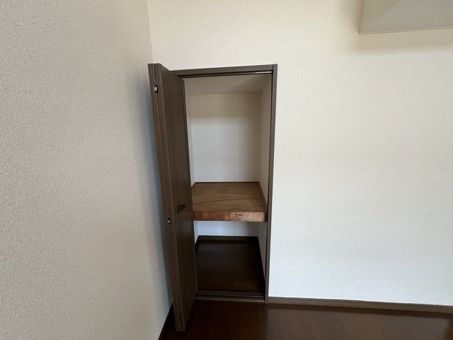 【収納】トゥインクルコート富沢