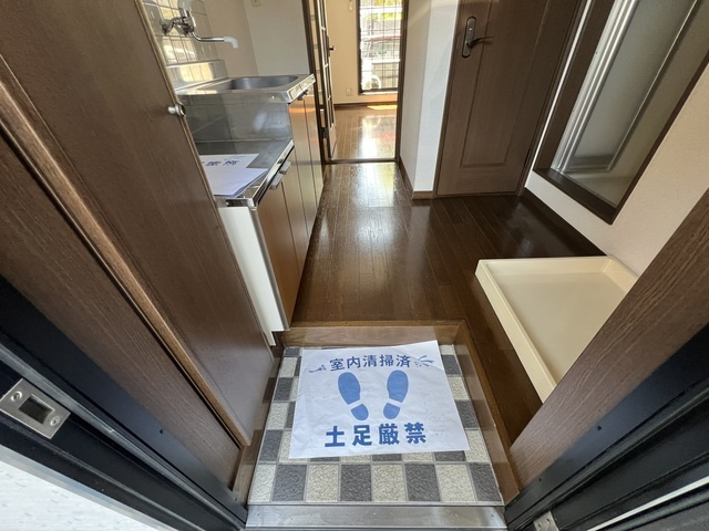 【玄関】トゥインクルコート富沢
