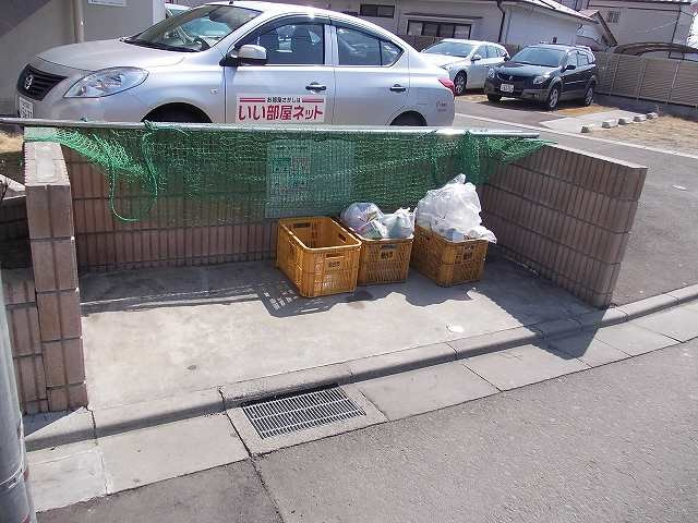 ごみ置場